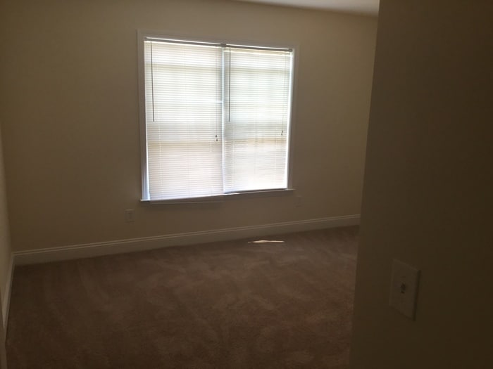 Building Photo - 2923 Ireton Pl