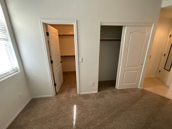 Building Photo - Gated community near Sabino Canyon/Tangue Verde