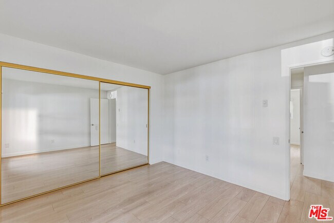 Building Photo - 2020 Graham Ave