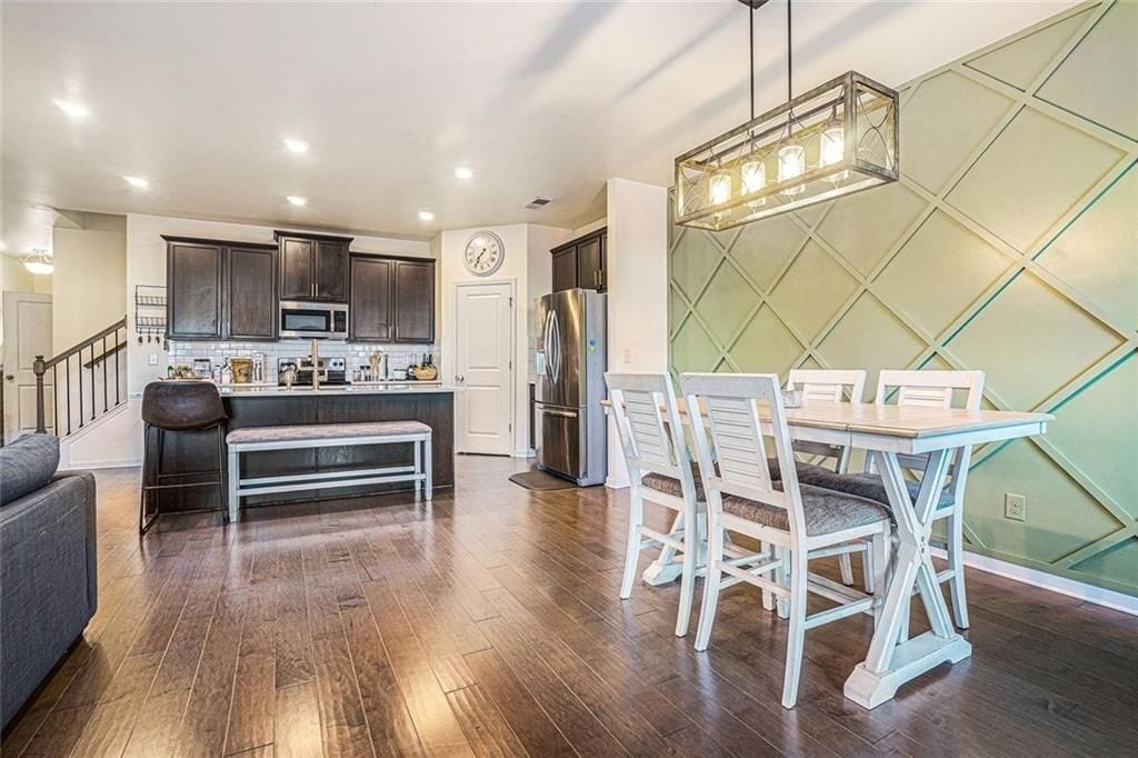 Building Photo - 5526 Donerail St