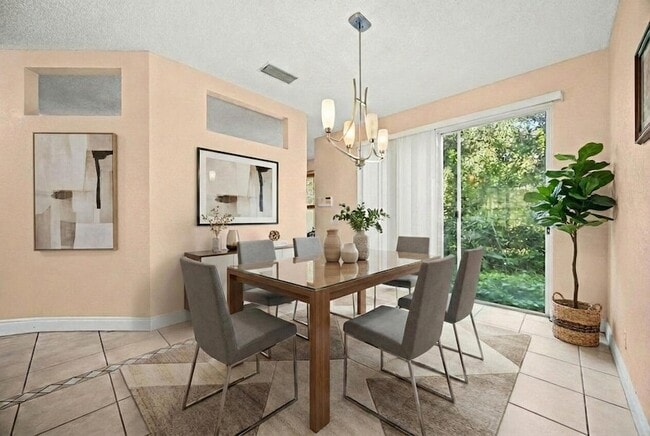 Building Photo - 18051 Rhumba Way