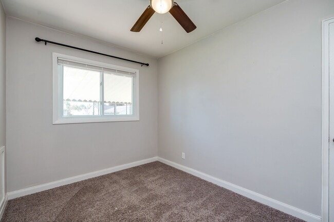 Building Photo - 346 Lawver Ln