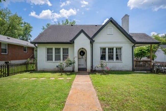 Primary Photo - 4117 Utah Ave