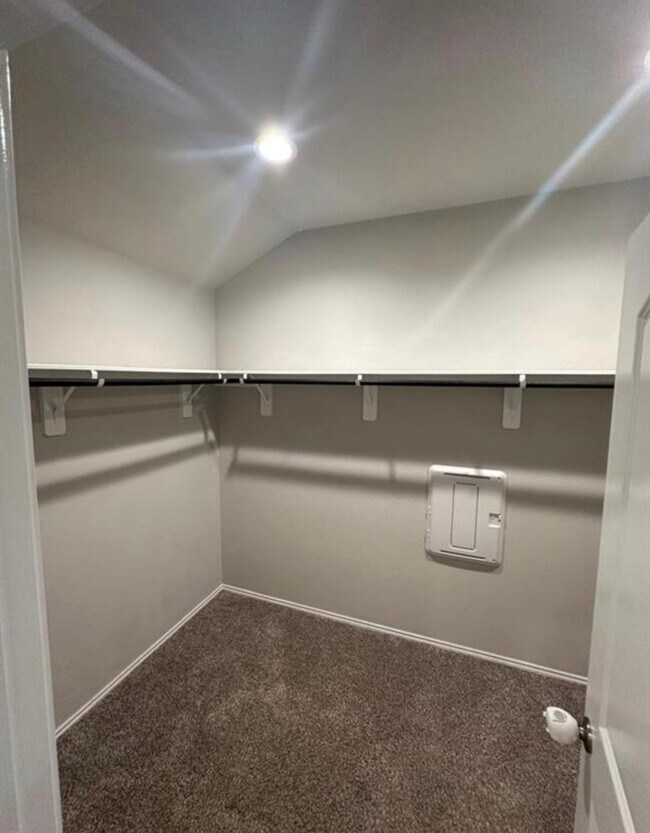 Building Photo - 22726 Palermo Rim Ln