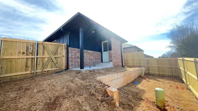 Building Photo - 11619 Mackenzie Wy