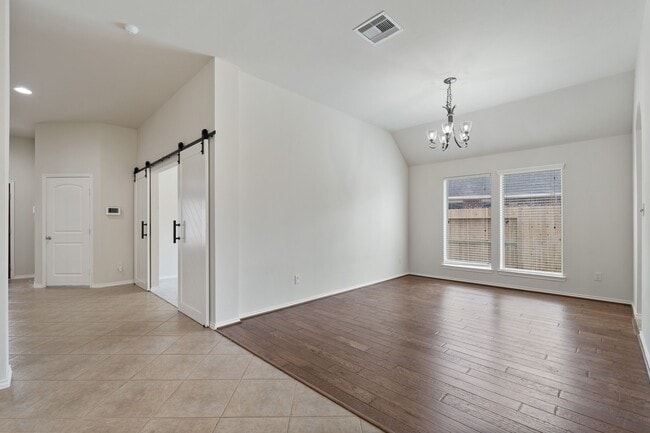 Building Photo - 2707 Oak Pass Ct