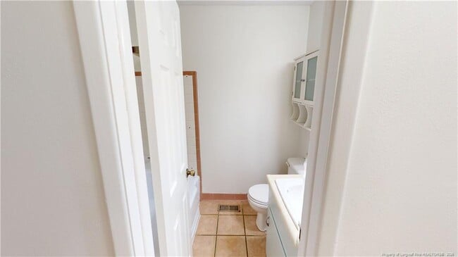 Building Photo - 4020 Welmont Dr