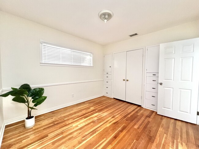 Building Photo - 6165 Blain Pl