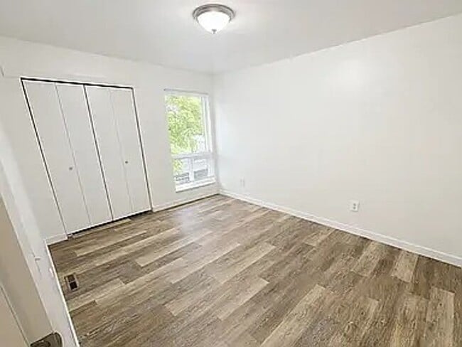 Building Photo - 3000 Sumac St