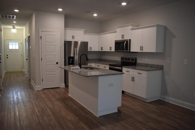 Building Photo - 4246 Beautiful Pond Pk