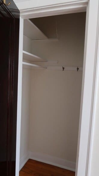 Building Photo - 1456 W Highland Ave