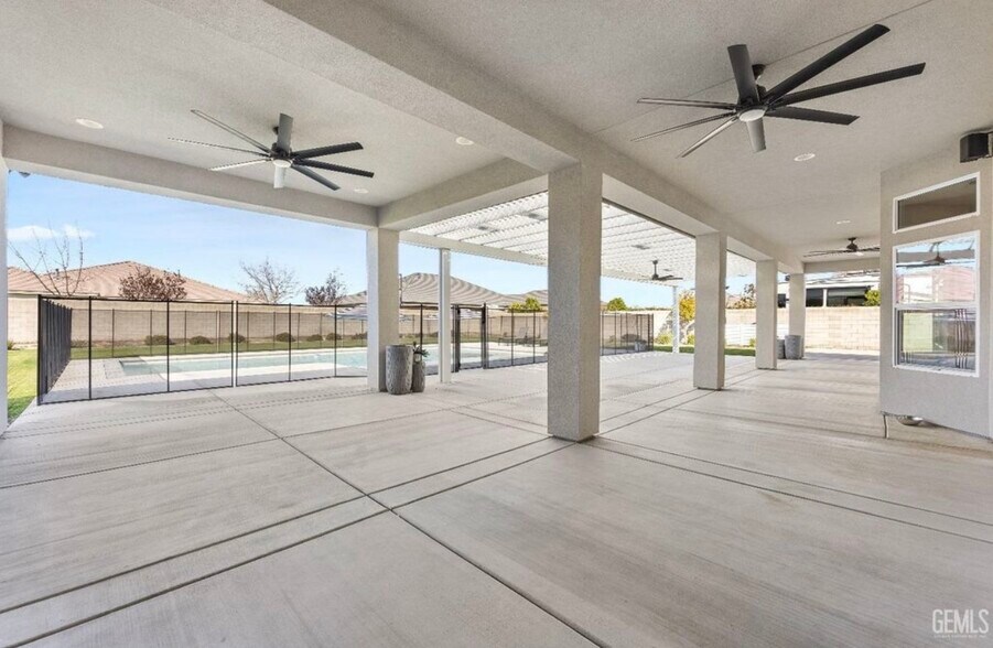 Building Photo - 16612 Bellewood Pl