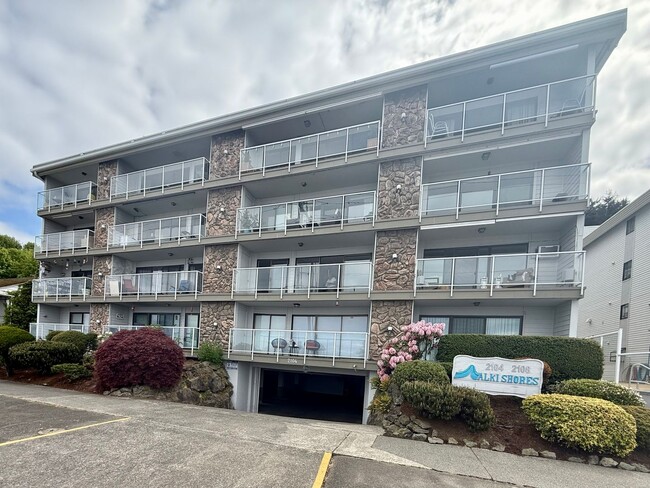 Building Photo - Alki Shores Condominiums - Alki Beach