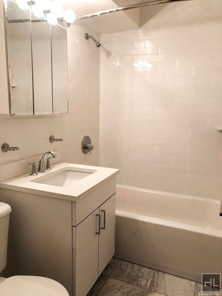 Building Photo - EAST 56 STREET