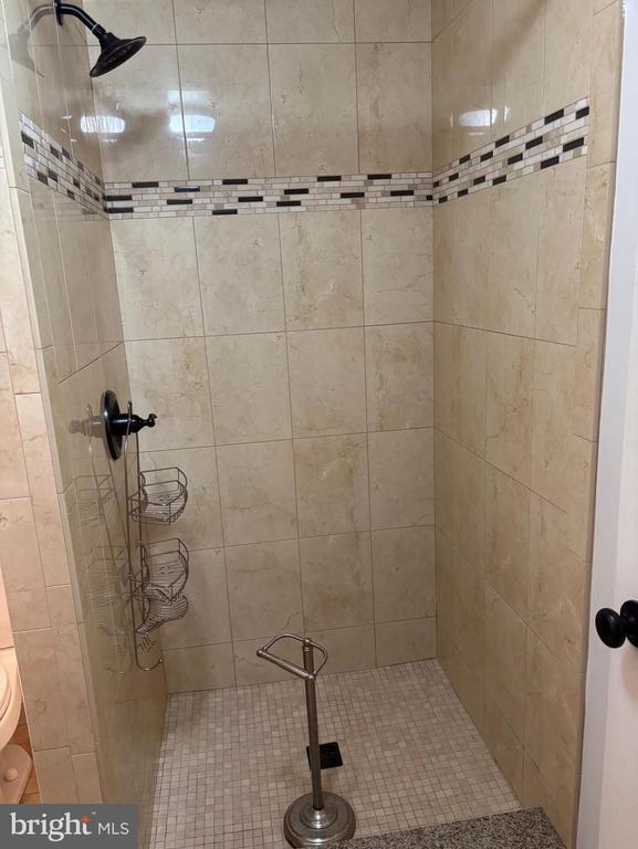 Building Photo - 1130 Watkins St