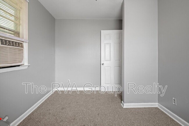 Building Photo - 1528 Lincoln St