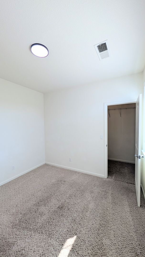 Building Photo - Perfect Single Story Home in Sacramento!