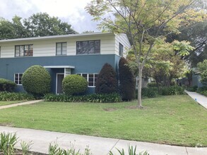 Building Photo - 5427 Village Green