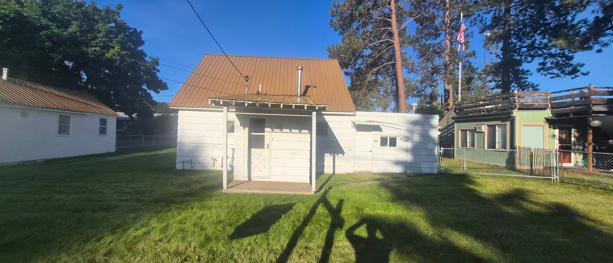 Building Photo - 1305 3rd Ave W