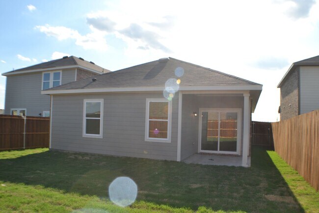 Building Photo - 6417 Bishop Dr