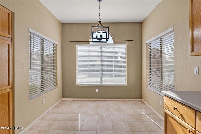 Building Photo - 1310 E Sheena Dr