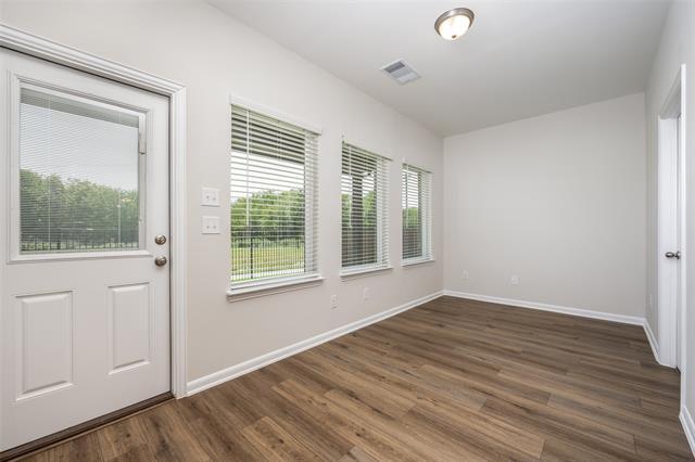 Building Photo - 4013 Bluestem Blvd