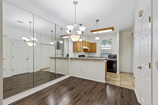 Building Photo - Just Reduced!! Close to UF Two Story Townhouse