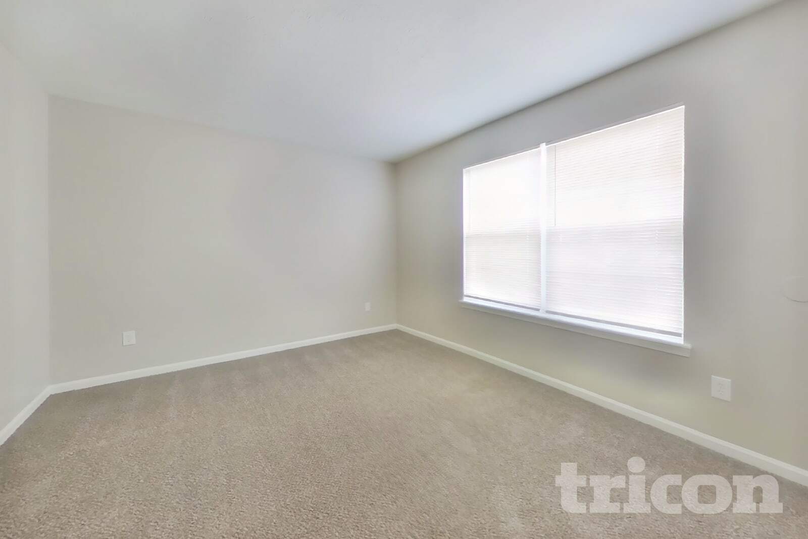 Building Photo - 8117 Pelham Pl