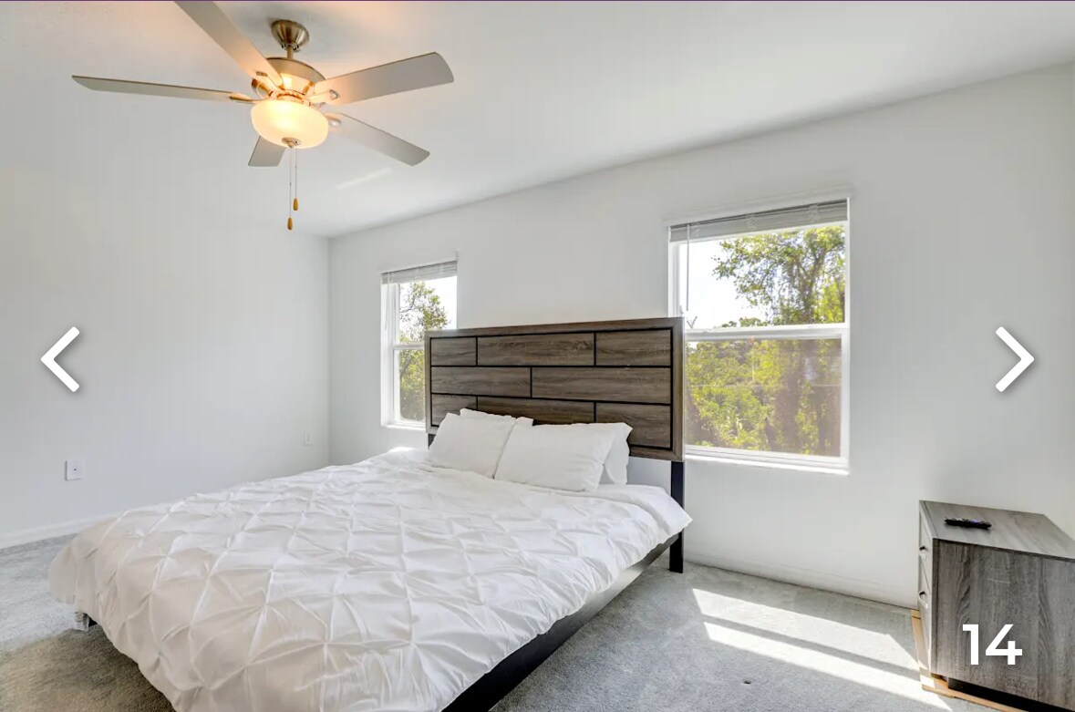 Building Photo - 2579 Sunray Venus Way