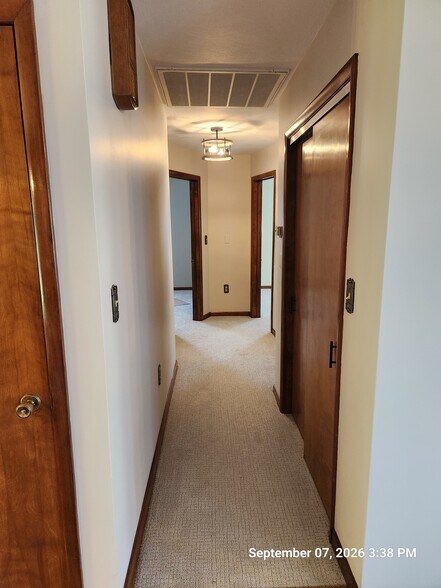 Hallway - 218 1/2 Wyalusing St