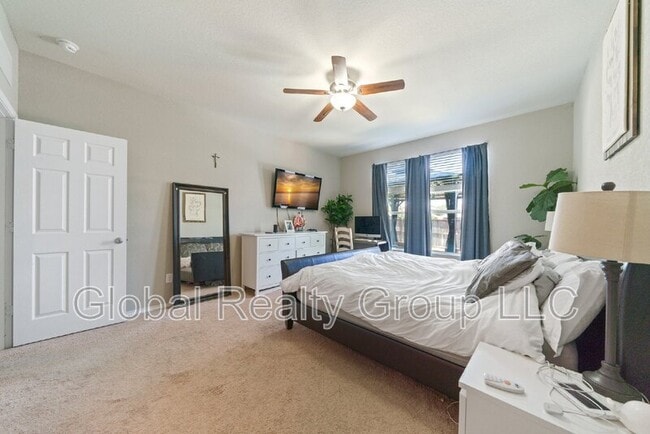 Building Photo - 27326 Trinity Cross