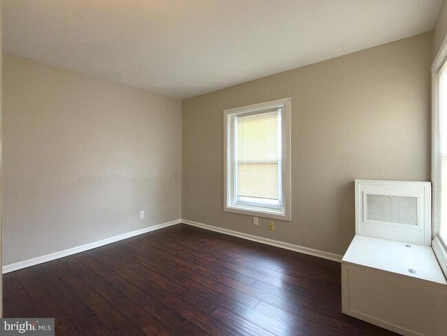 Building Photo - 1620 Randolph St