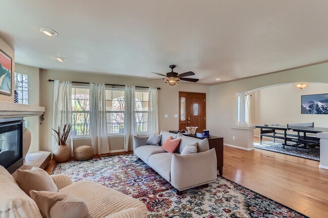 Building Photo - 5236 Malta St