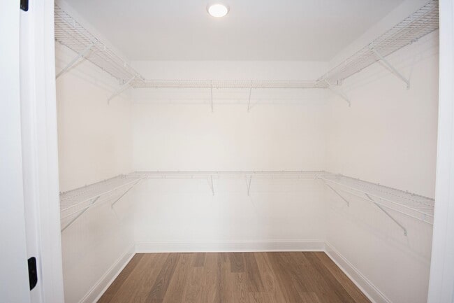 Building Photo - Beautiful 3-Bedroom Townhomes Await at Clover Ridge! Washer & Dryer included