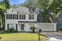 Building Photo - 1382 Center Lake Dr