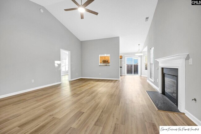 Building Photo - 94 Currant Ln