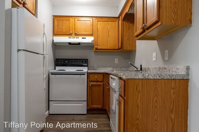 Building Photo - 1508 W Tiffany Ct