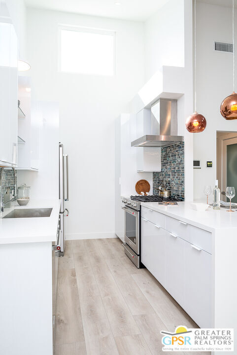 Building Photo - 717 Orlando Ave