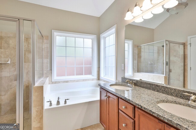 Building Photo - 227 Village Park Dr