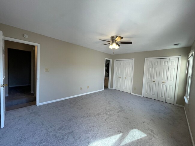 Building Photo - Three bedroom home in Kempsville