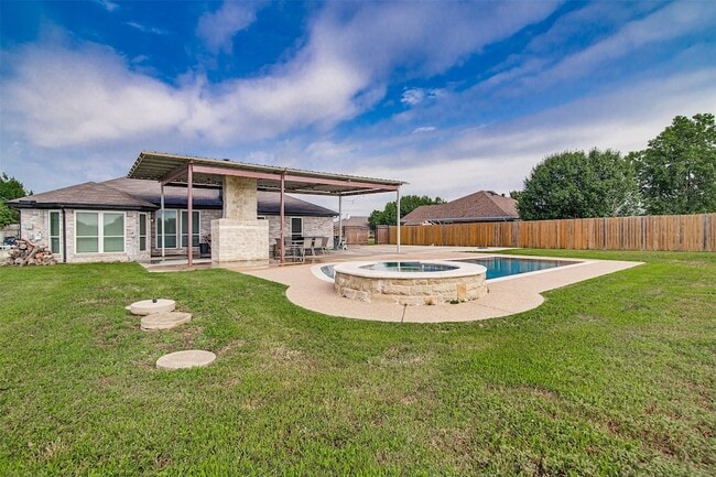 Building Photo - 9512 Carson Ranch Rd