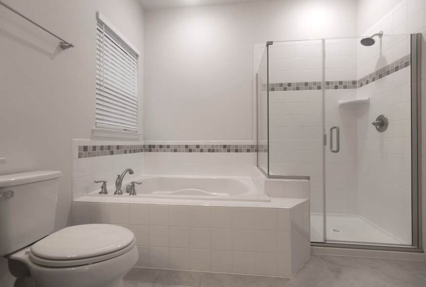 Building Photo - 771 Ravenwood Dr