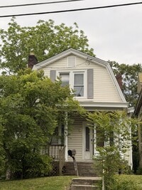Building Photo - 1740 Minion Ave