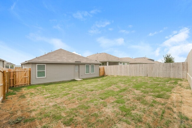 Building Photo - 15491 Jake Xing