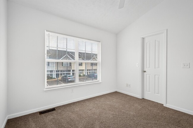 Building Photo - 2961 S Rutherford Blvd