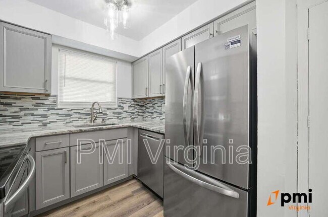 Building Photo - 1143 Clear Springs Rd