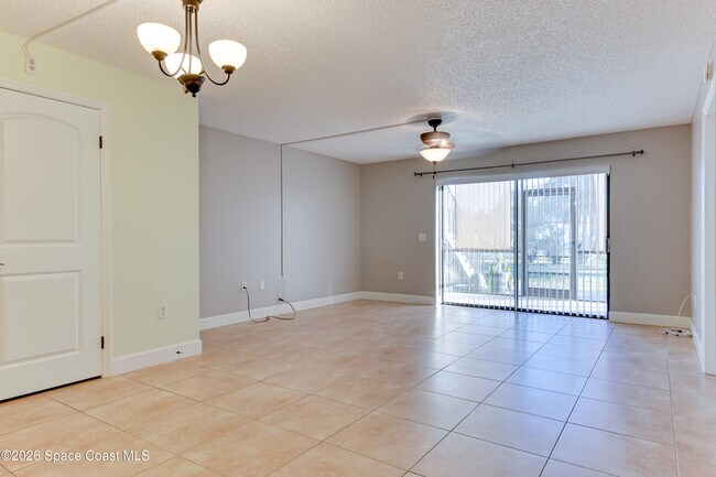 Building Photo - 333 S Patrick Dr