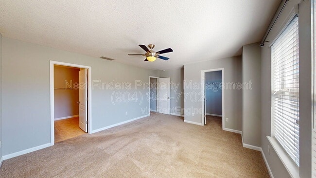 Building Photo - 464 Walnut Dr