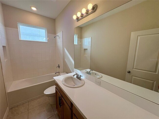 Building Photo - 16439 Paynes Ml Dr