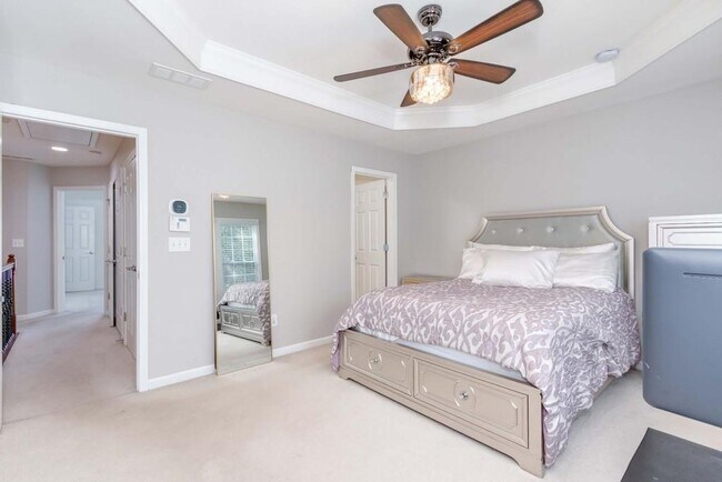 Building Photo - 2345 Limehurst Dr